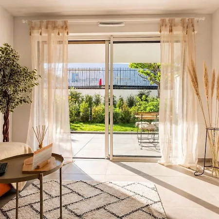 Casa Loubet - Rez-de-jardin Avec Piscine Rooftop, Salle De Sport&parking Privé - By Auraconciergerie Appartamento Villeneuve-Loubet