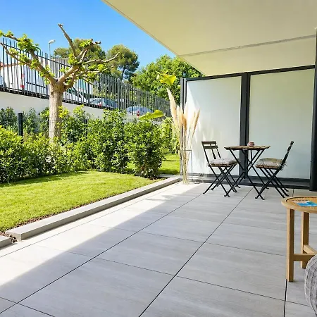 Appartamento Casa Loubet - Rez-de-jardin Avec Piscine Rooftop, Salle De Sport&parking Privé - By Auraconciergerie